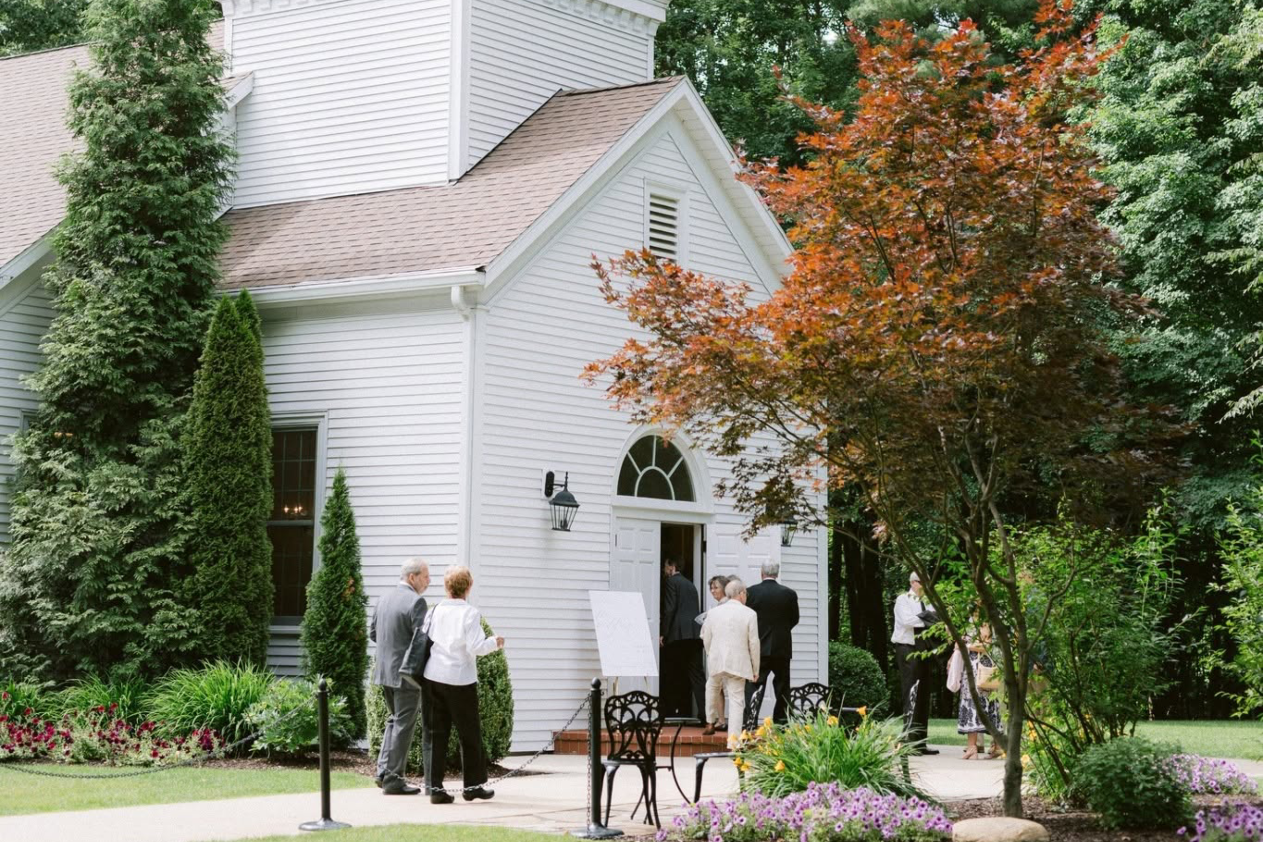 How Far in Advance Should You Book Your Wedding Venue?